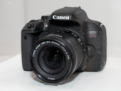 Canon EOS 800D