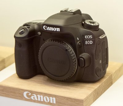 Canon EOS 80D