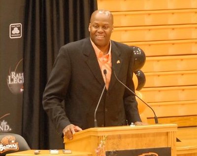 Craig Robinson (Basketball)