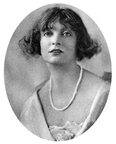 Estelle Winwood