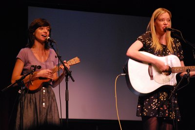 Garfunkel and Oates