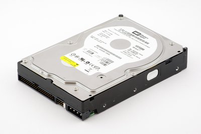 Hard disk drive