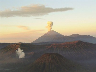 List Of Volcanoes In Indonesia