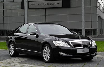 Mercedes-Benz S-Class (W221)