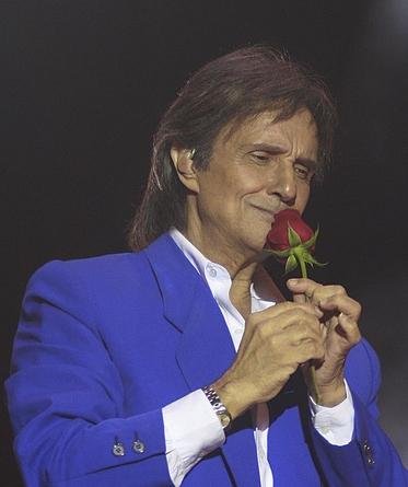 Roberto Carlos (Singer)