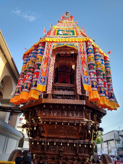 Temple Car