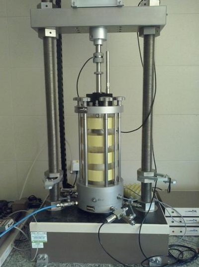 Triaxial Shear Test