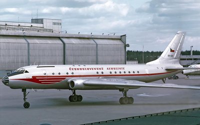Tupolev Tu-104