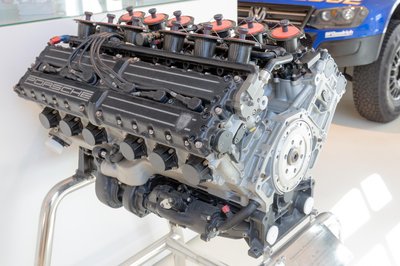 V12 engine