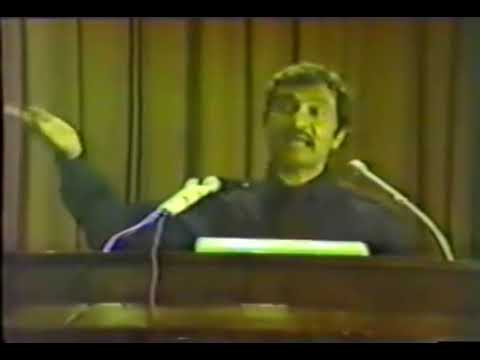 Parenti "The revolution that feeds the children gets my support"