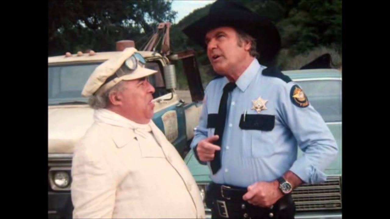Dukes of Hazzard-Rosco arrests boss Hogg